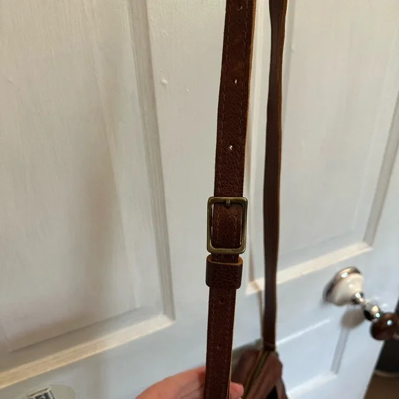 Portland Leather Women’s Camera Bag Purse - Picture 6 of 10